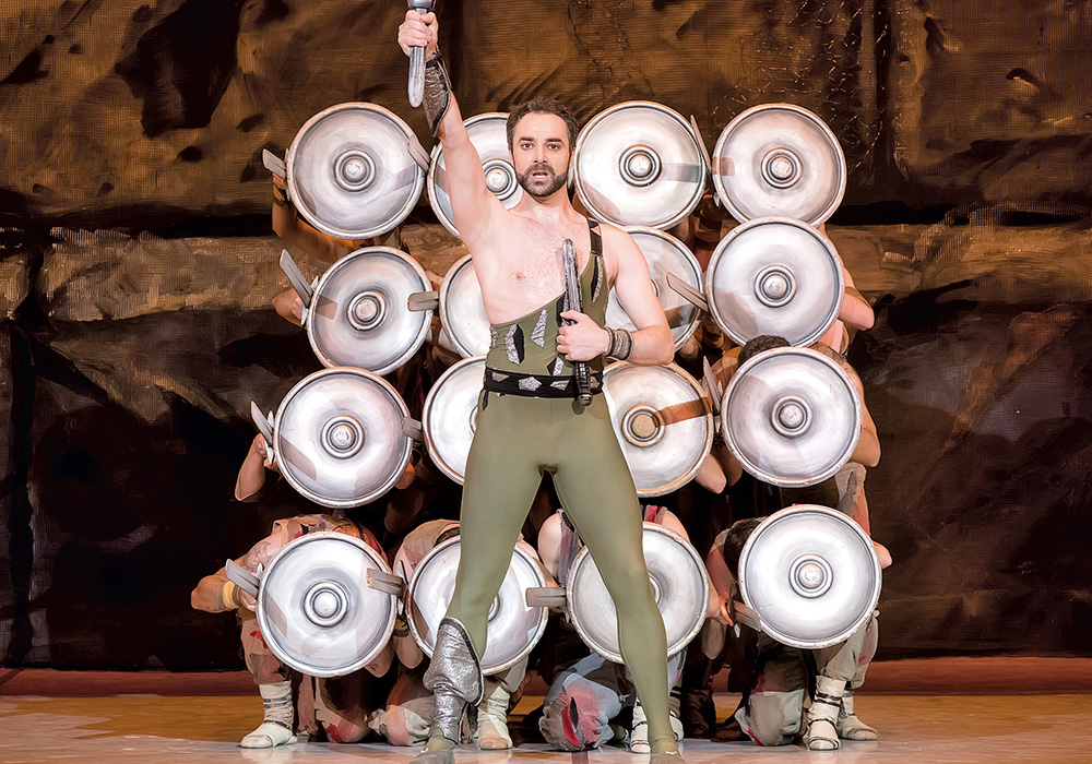 young man-ballet-artist-RUBEN MURADYAN