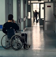 Лица с ограниченными возможностями смогут пользоваться услугами личного помощника