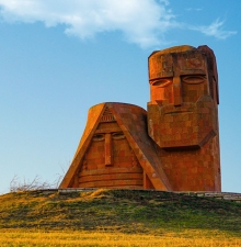 Никол Пашинян заявил, что решение карабахской проблемы связано с решением вопроса статуса Арцаха