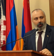 Бабаян: Позиция НКР — мирное урегулирование карабахского конфликта при участии Арцаха