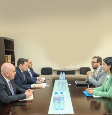 Представители МИД РА и НАТО обсудили сотрудничество в сфере миротворчества