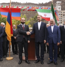 Глава МИД ИРИ: Иран считает безопасность Армении своей безопасностью