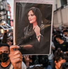 Протесты по соседству