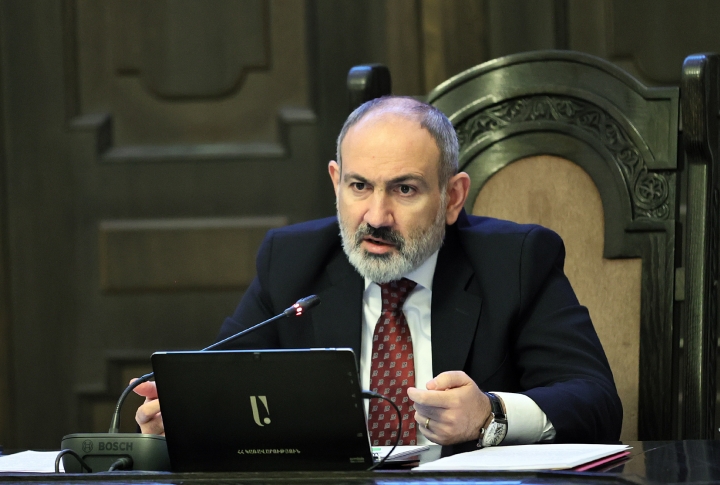 Ереван ожидает от России конкретных шагов по разблокированию Арцаха —  Пашинян