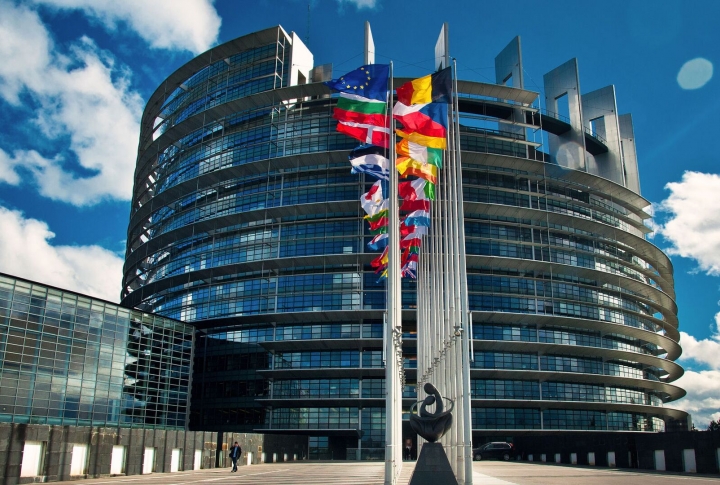 Европарламент призвал Азербайджан вывести войска с территории Армении