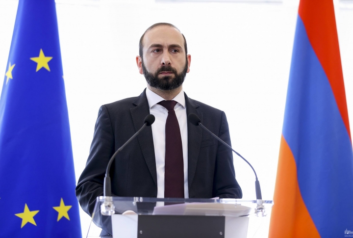 Мирзоян: риск провоцирования войны Азербайджаном против Армении остается высоким