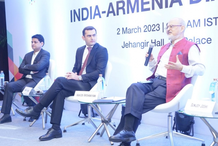 Аршакян: РА высоко ценит заявление Индии о необходимости разблокирования Лачинского коридора