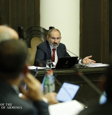 Пашинян: Азербайджан пытается осуществить политику этнических чисток в Арцахе