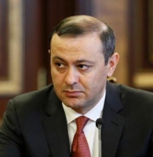 Ожидания от присутствия российских миротворцев в Арцахе не оправдались - секретарь СБ Армении