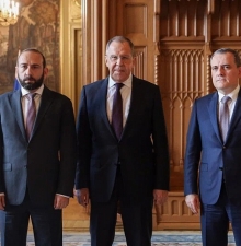 Состоялась встреча глав МИД Армении, России и Азербайджана