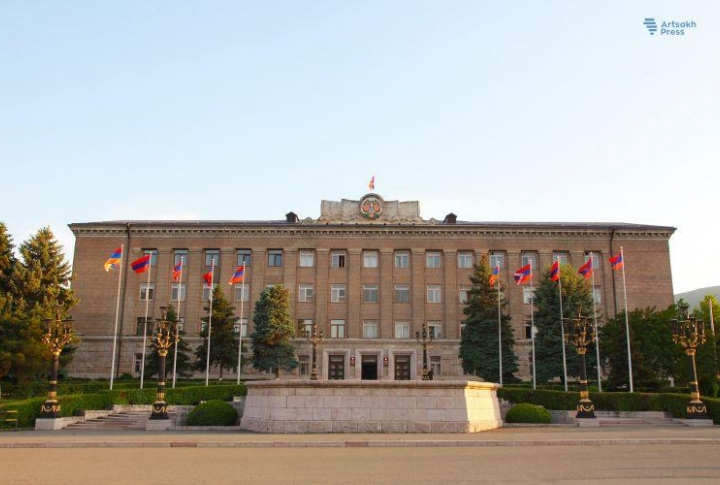 Неизвестные обстреляли офис президента Арцаха