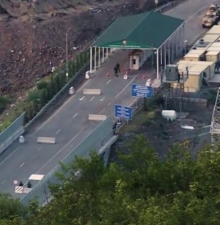 Азербайджан похитил трех студентов на КПП в Лачинском коридоре