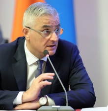 Реакции Баку на мирные предложения Еревана пока не последовало – вице-премьер Армении