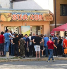 В столице Арцаха началась нормированная продажа хлеба