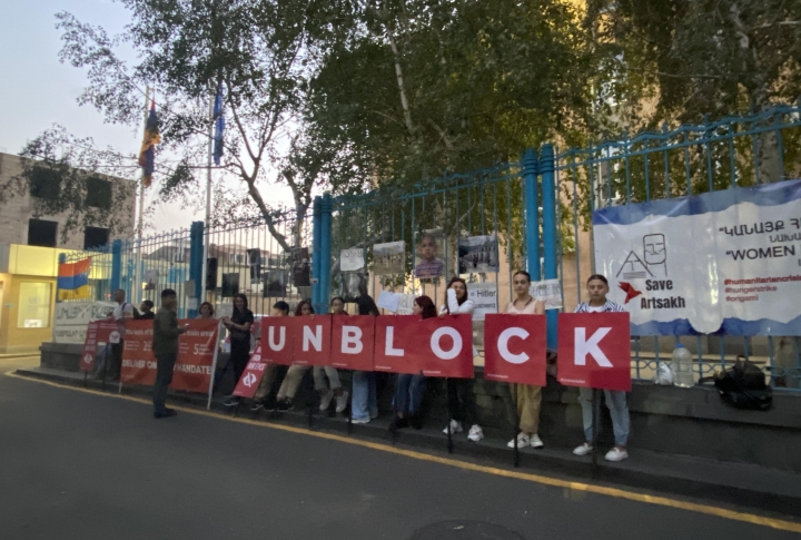 В Ереване прошли протесты с требованием не допустить этнические чистки в Нагорном Карабахе