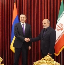 Секретарь Совбеза Армении обсудил вопросы региональной безопасности с иранским коллегой