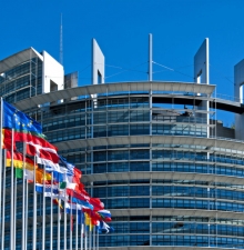 Европарламент призвал к целевым санкциям против лидеров Азербайджана