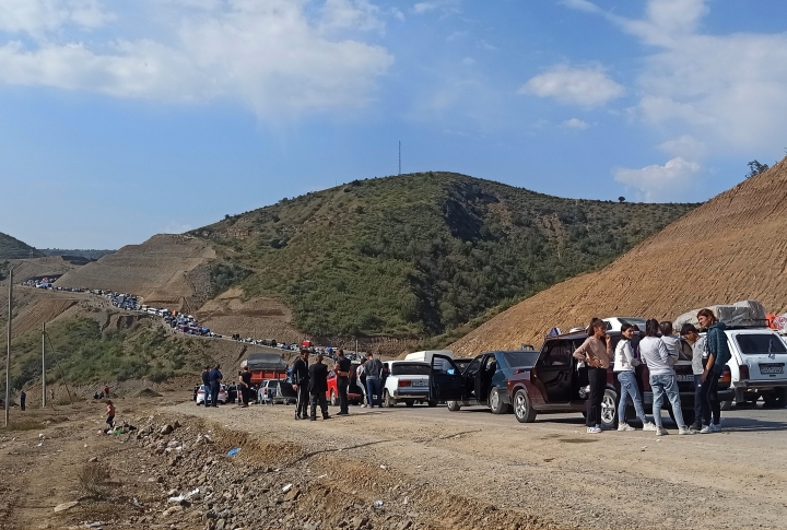 Выбор между беженством и гражданством может решить судьбу Арцаха