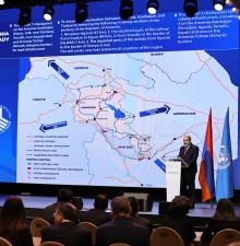 Франция должна знать, что она не делает ничего хорошего Армении - Эрдоган