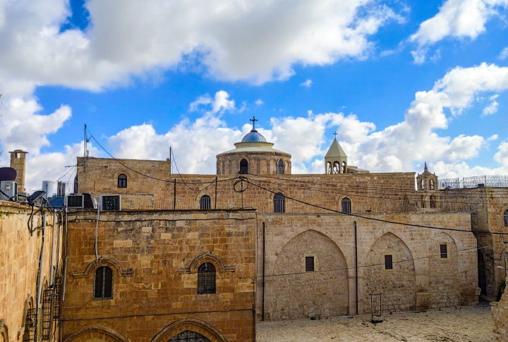 Новый конфликт в городе трех религий