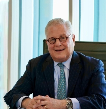 Оказывая воздействие вместе: взгляды Дэниэла А. Уитта на налогообложение и переходные экономики