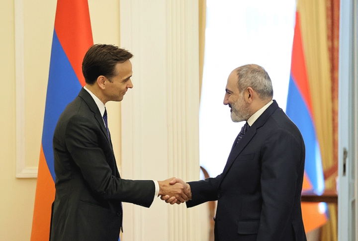 Prime Minister of Armenia received US Deputy Assistant Secretary of State