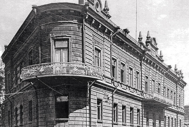 AN EVANESCENT INDEPENDENCE