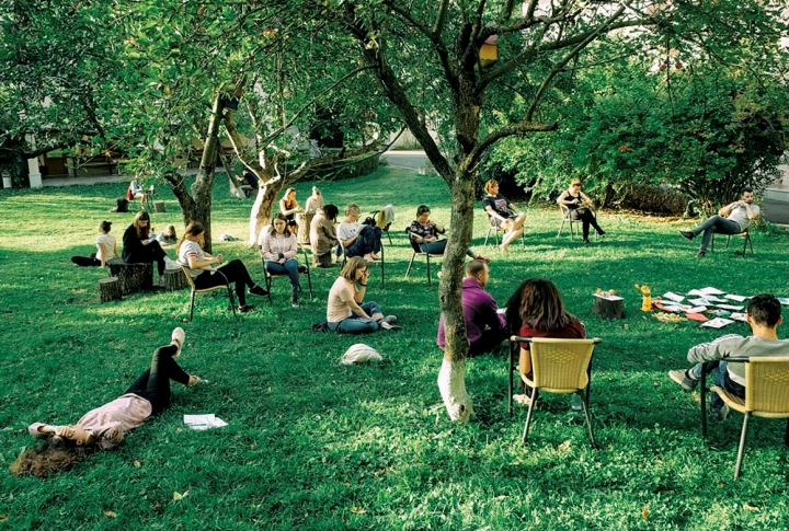 SUPPORTING THE IDEAS OF ARMENIA